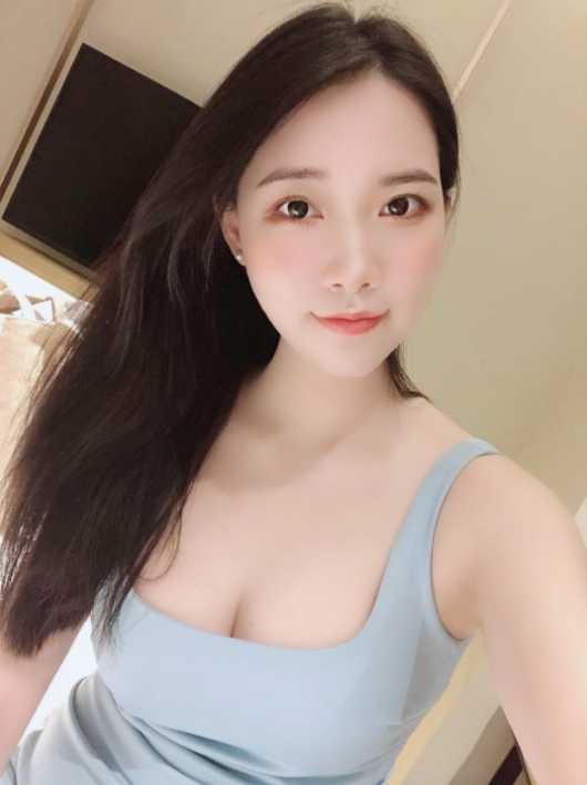 万航渡后路验证芳芳妹子的贴心服务，活好粉嫩多汁超值得体验